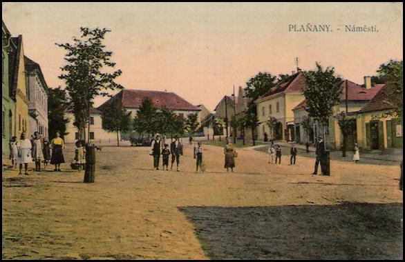 Plaňany - náměstí