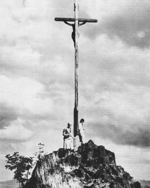 Popovský kříž