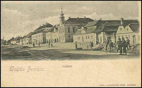 Golčův Jeníkov - náměstí